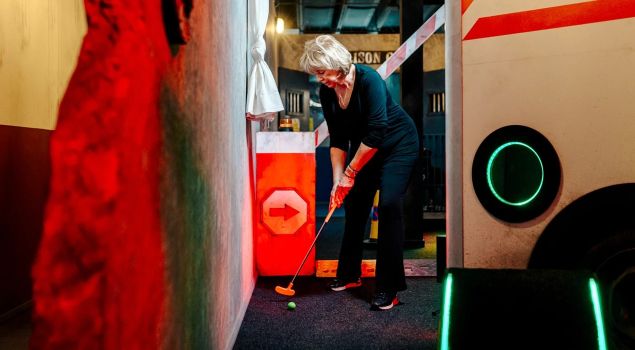 Prison Golf - Prison escape met de minste slagen