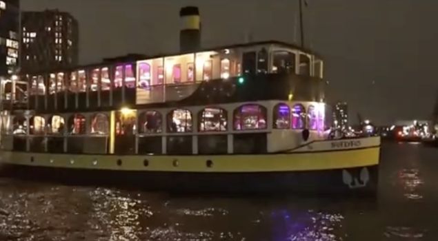 Rondvaart door Rotterdamse haven met dinerbuffet