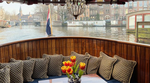 Amsterdams meest luxe salonboot