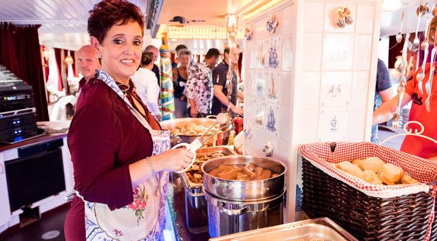 De echte Amsterdamse Feestboot mét diner