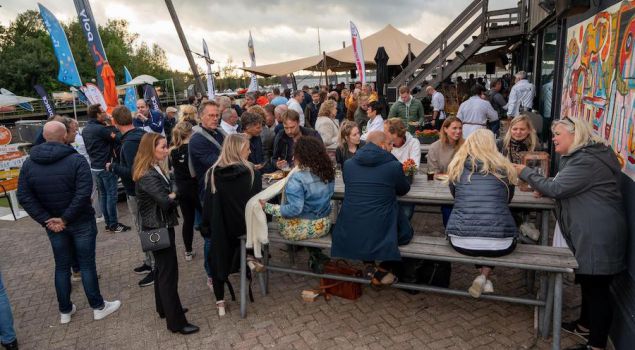 Sloepengame met onbeperkt drankjes en BBQ