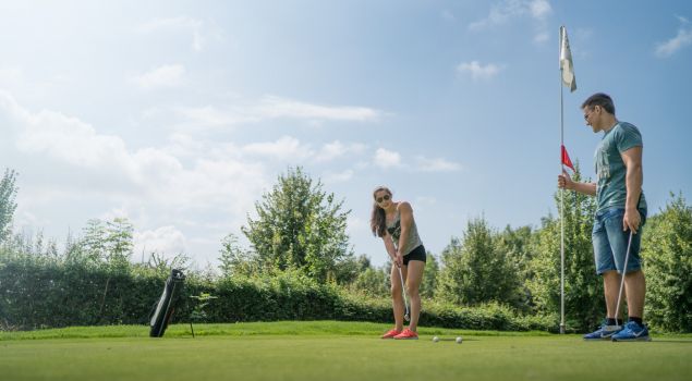 Short Golf met Limburgs ontvangst