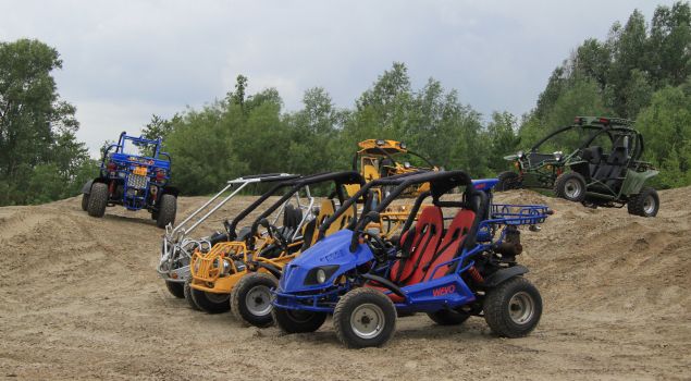 Outdoor buggyrijden, BBQ en Bowlen