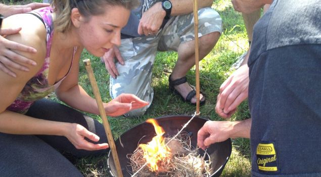 Expeditie Robinson met sloepjes, BBQ en drankjes