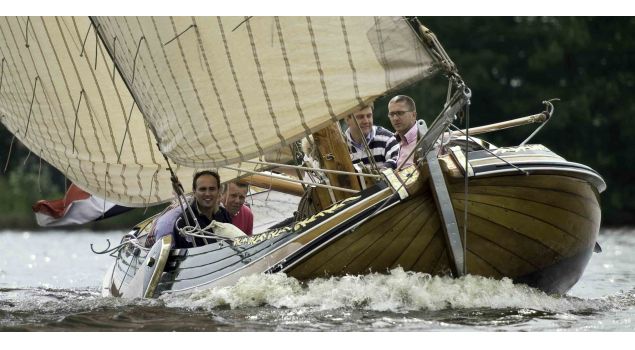 Zeilen met Oud Hout