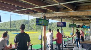 Afterwork uitje op interactieve driving range