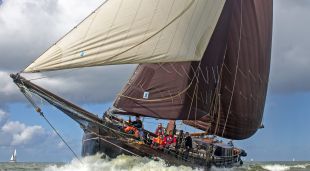 Zeilen op de Waddenzee of het Reitdiep